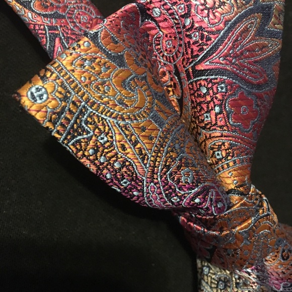 Men’s Bow Tie - by: Stacy Adams- adjustable, - Picture 2 of 7